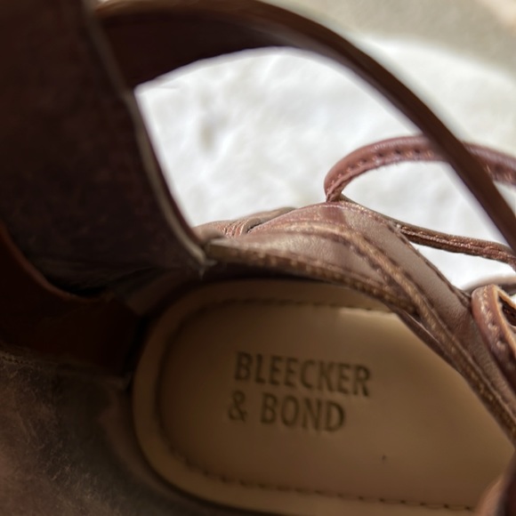Bleecker and Bond sandals. Size 8.5 - Picture 4 of 5
